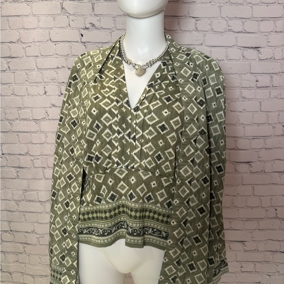 Green Patterned Women's Jacket - Picture 1 of 5